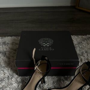 LIVE POSH SHOW - SHOES